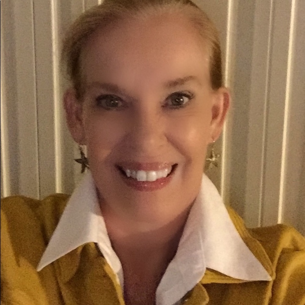 Meet your Posher, Julia